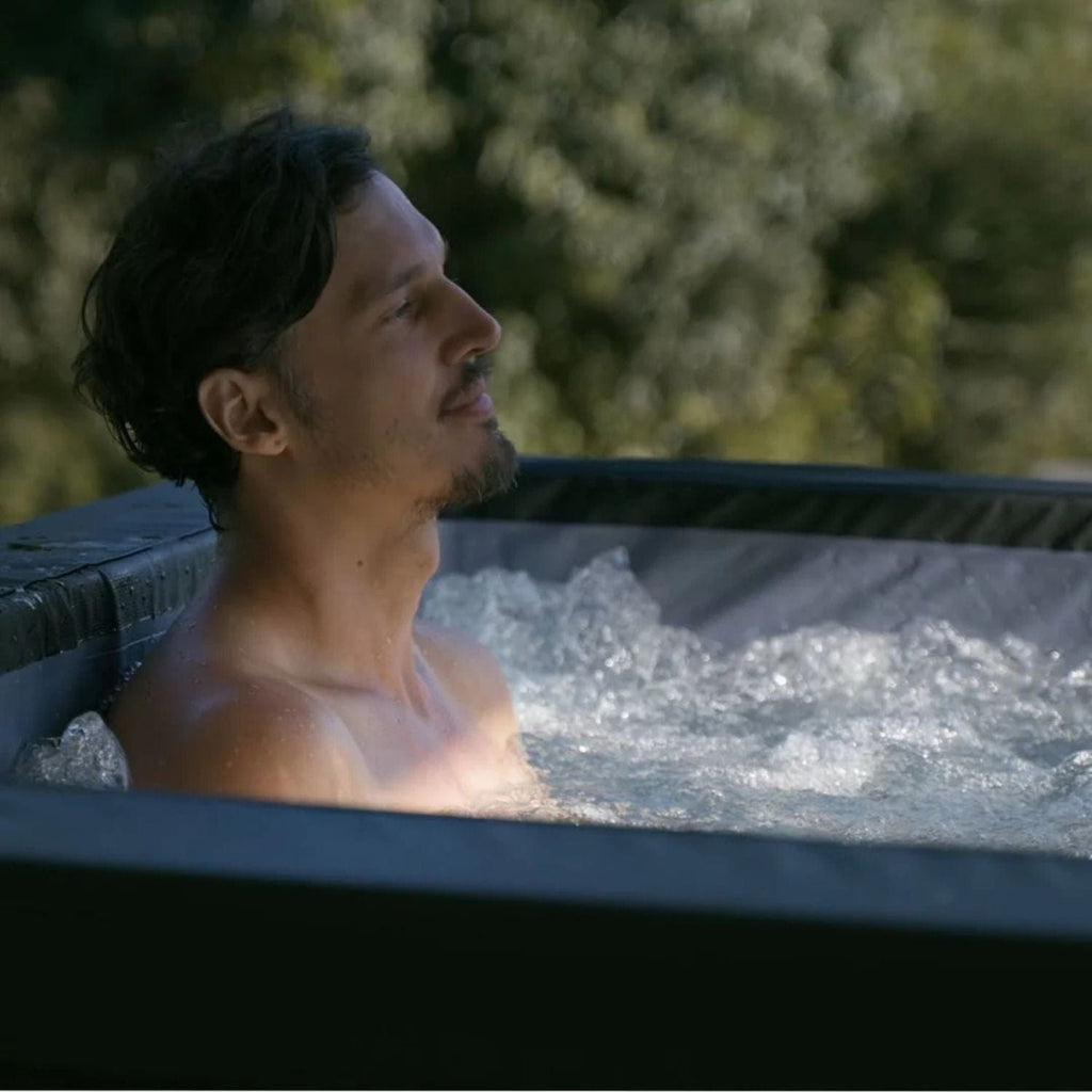 Lifesmart EZLIFE Cabo 4-5 Person Cut Corner Eco Foam Hot Tub