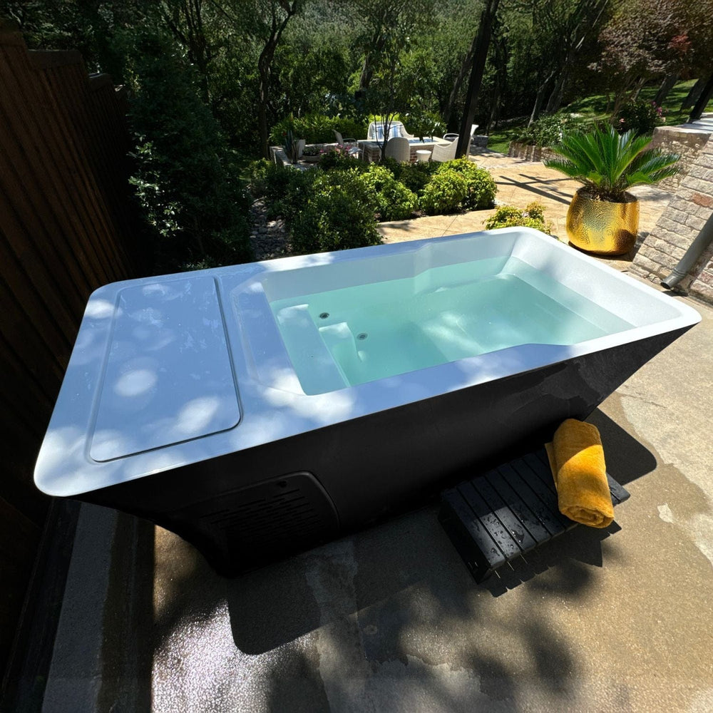 Lifesmart SnowBird 2-in-1 Hot & Cold Plunge - sold by Dansons Medical - Hot and Cold Tubs manufactured by Lifesmart (SCS)