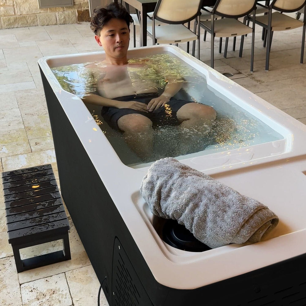 Lifesmart SnowBird 2-in-1 Hot & Cold Plunge - sold by Dansons Medical - Hot and Cold Tubs manufactured by Lifesmart (SCS)